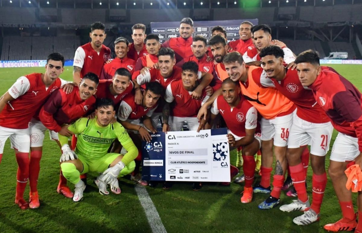 Tras las victorias de San Lorenzo y Estudiantes, Independiente empata con Aldosivi